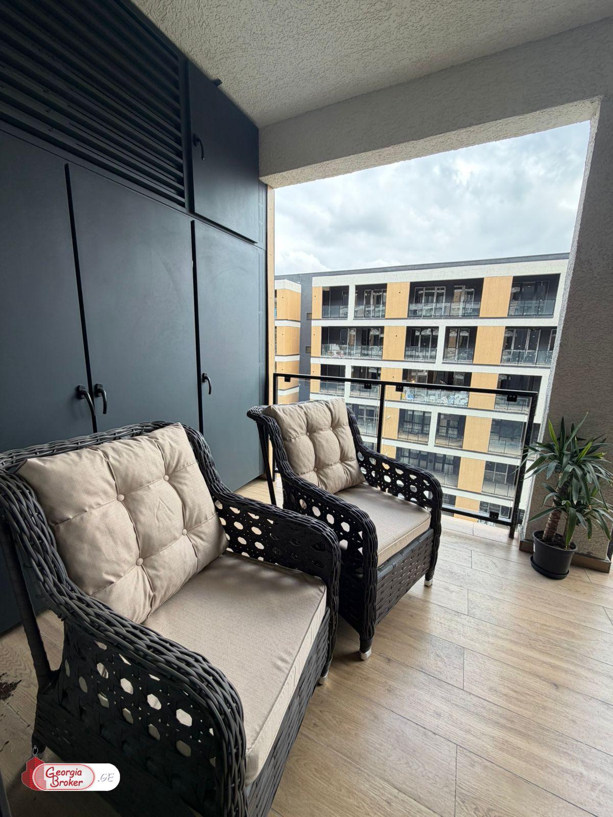 იყიდება ახალი გარემონტებული 2 ოთახიანი ბინა